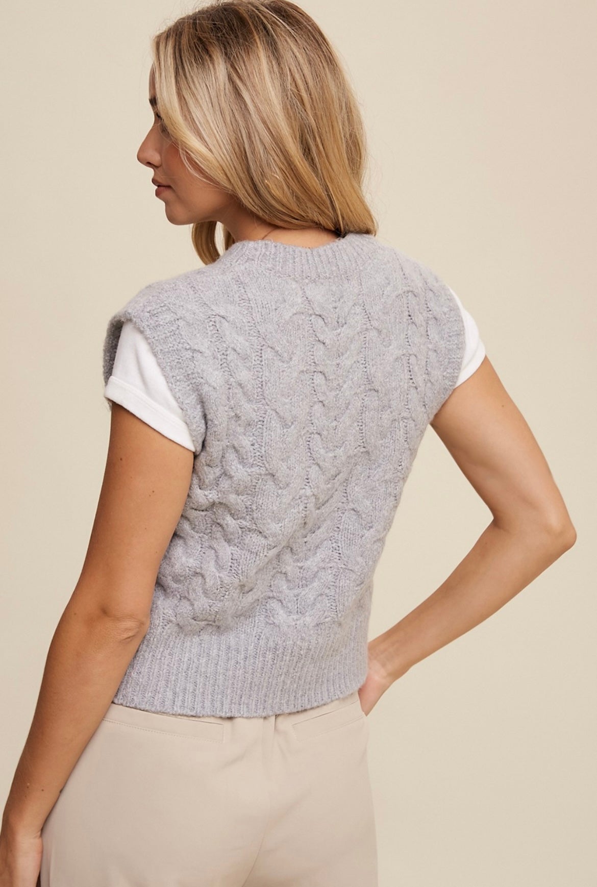 Cable Knit Cropped Vest Grey