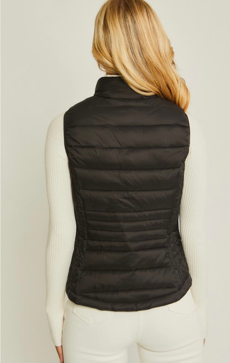 Womens Puffer Vest w/carrying pouch